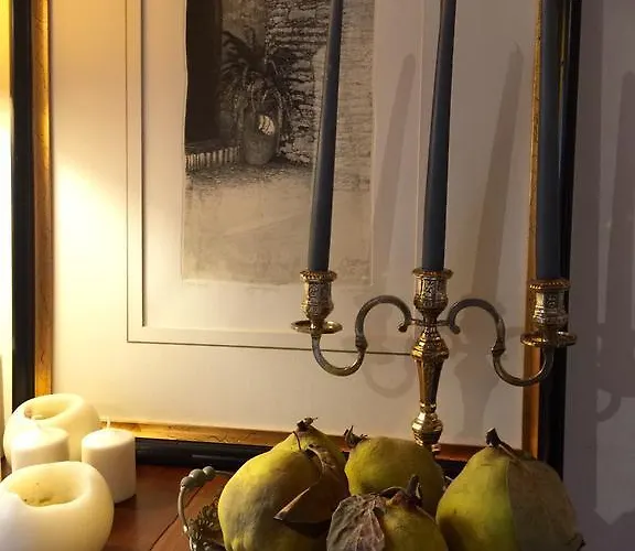 Oda ve Kahvaltı Avogari