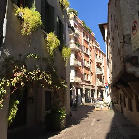 Avogari Bed & Breakfast *