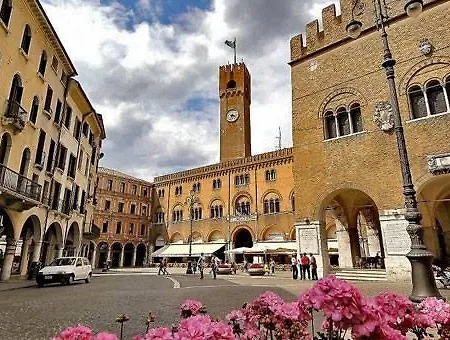 فندق مبيت وإفطار Avogari